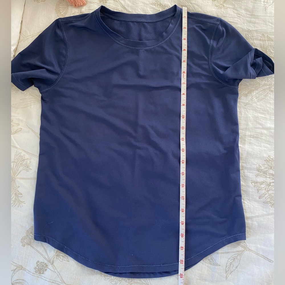 Lululemon High-Neck Running and Training T-Shirt in Night Sea - Picture 8 of 8